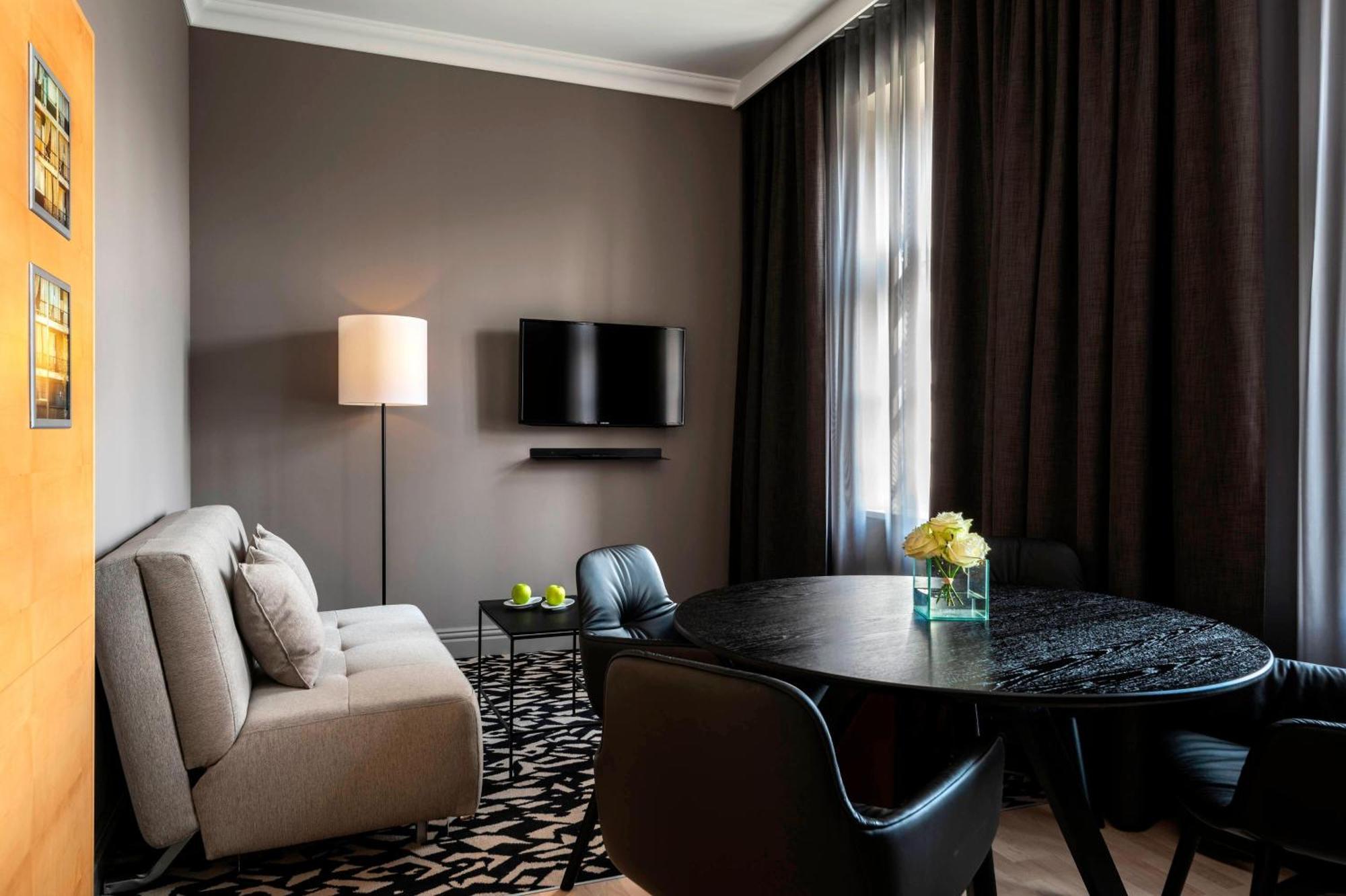 Le Meridien Вена Экстерьер фото Suite