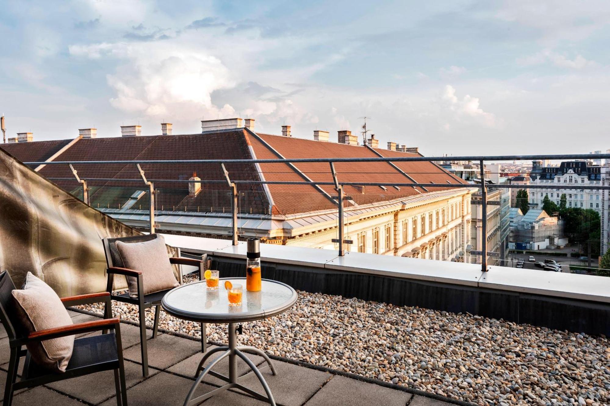 Le Meridien Вена Экстерьер фото Rooftop terrace
