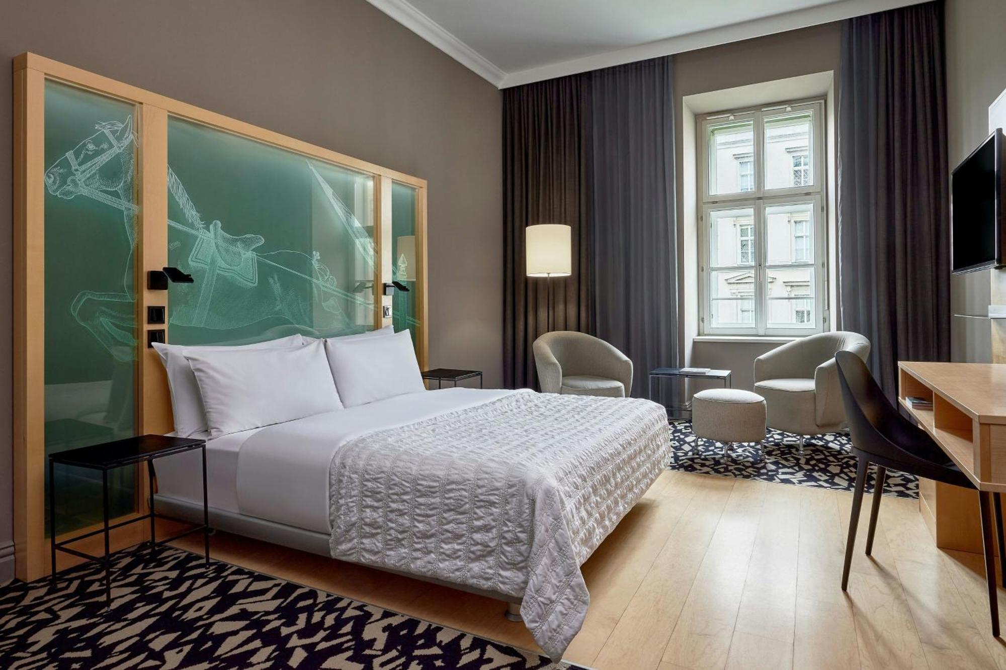 Le Meridien Вена Экстерьер фото Deluxe room